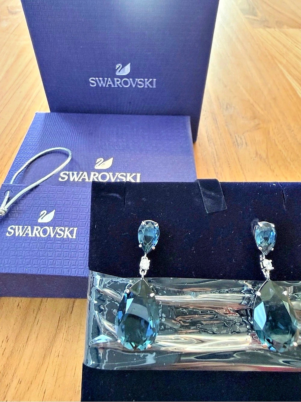 Swarovski Blue Crystal Drop Earrings Never worn